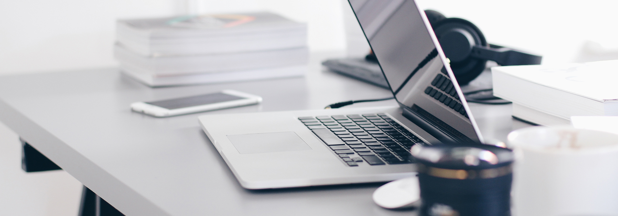 Sit stand desks