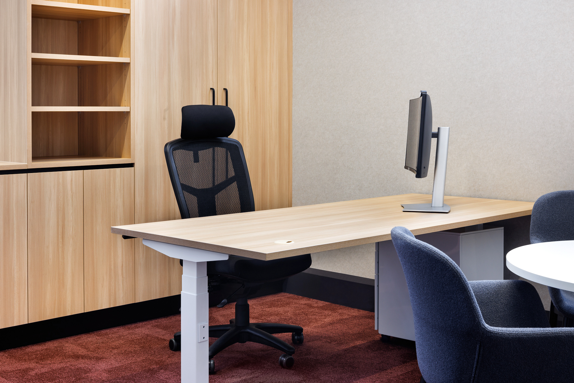Desk and workstations for schools and offices. Perfect for flexible learning and working environments. Shop now!